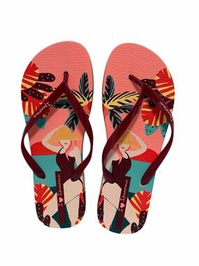 Ipanema Beach Pool Girl Flip Flops - Like New - Size 8